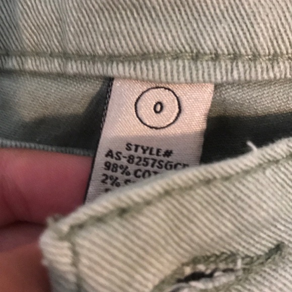 Jean Shorts - Picture 2 of 5